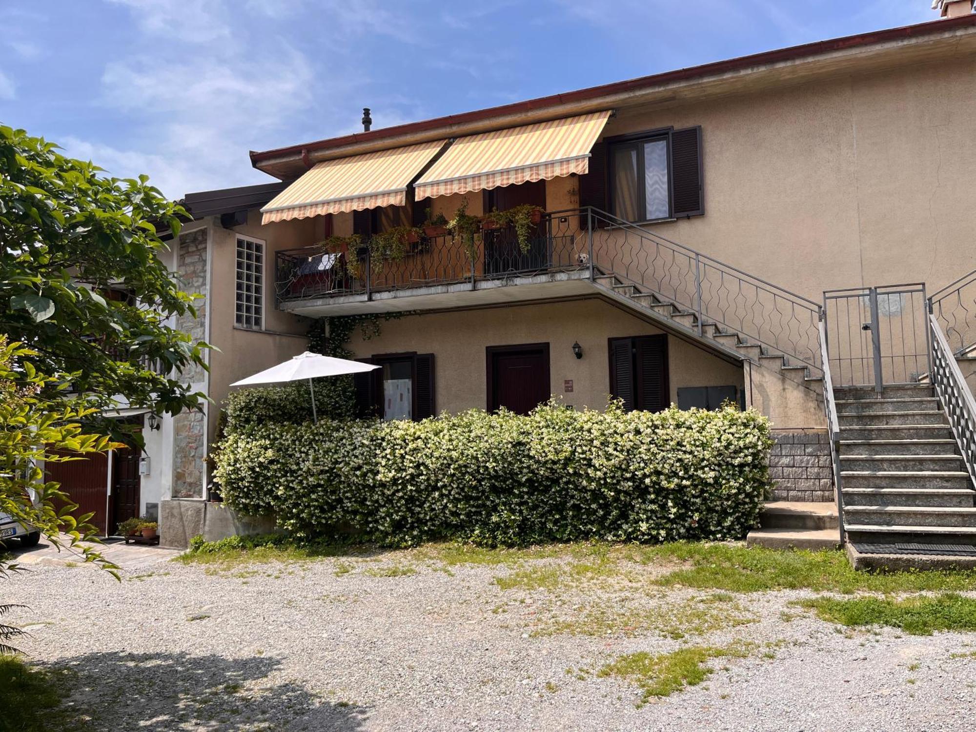 Il Cortile Como Single & Double Room In Apartment No Hotel Exterior foto