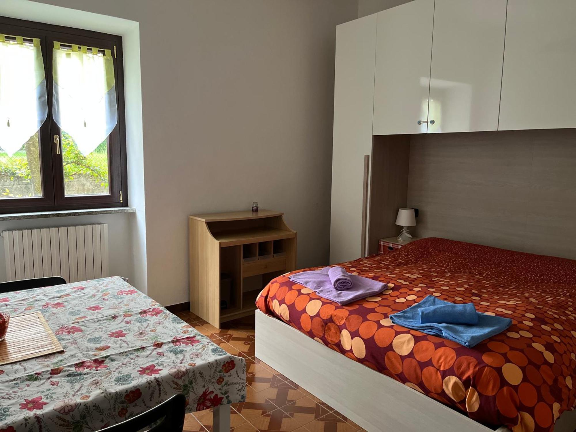 Il Cortile Como Single & Double Room In Apartment No Hotel Exterior foto